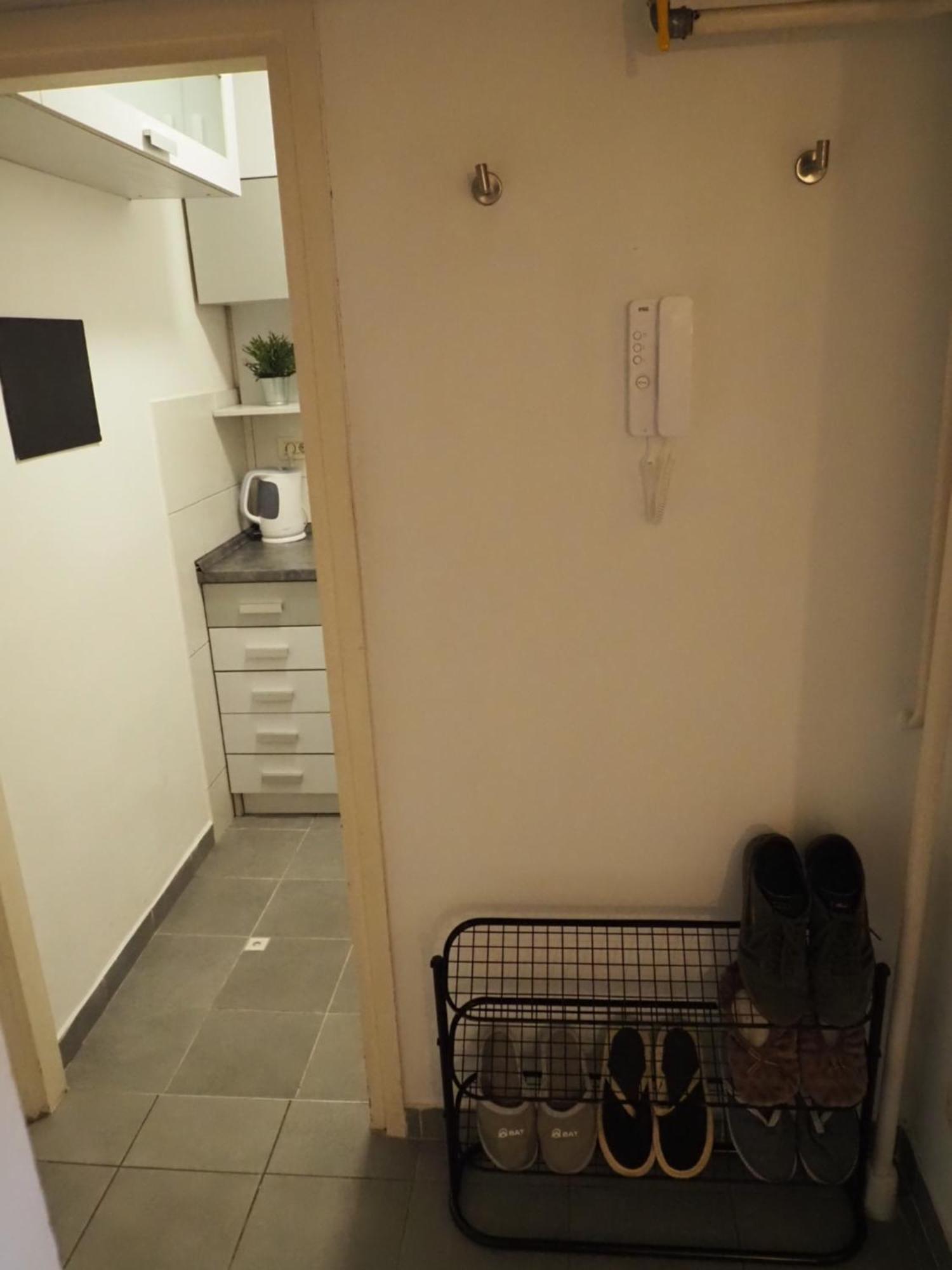 Cozy Apartment Near Tram Station ザグレブ エクステリア 写真